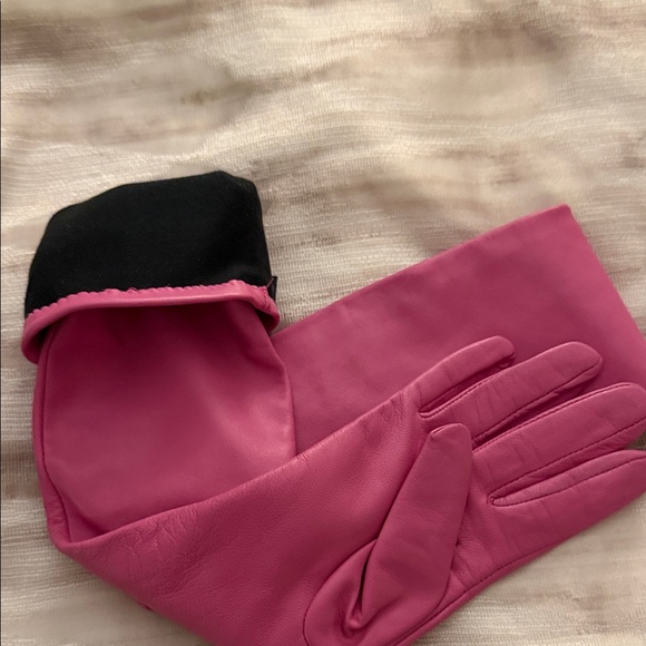 Zara Vibrant Pink Leather Gloves - Picture 3 of 3
